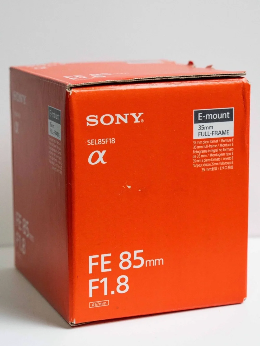 Sony FE 85mm f/1.8 E-Mount Prime Lens - Black with Orange Box